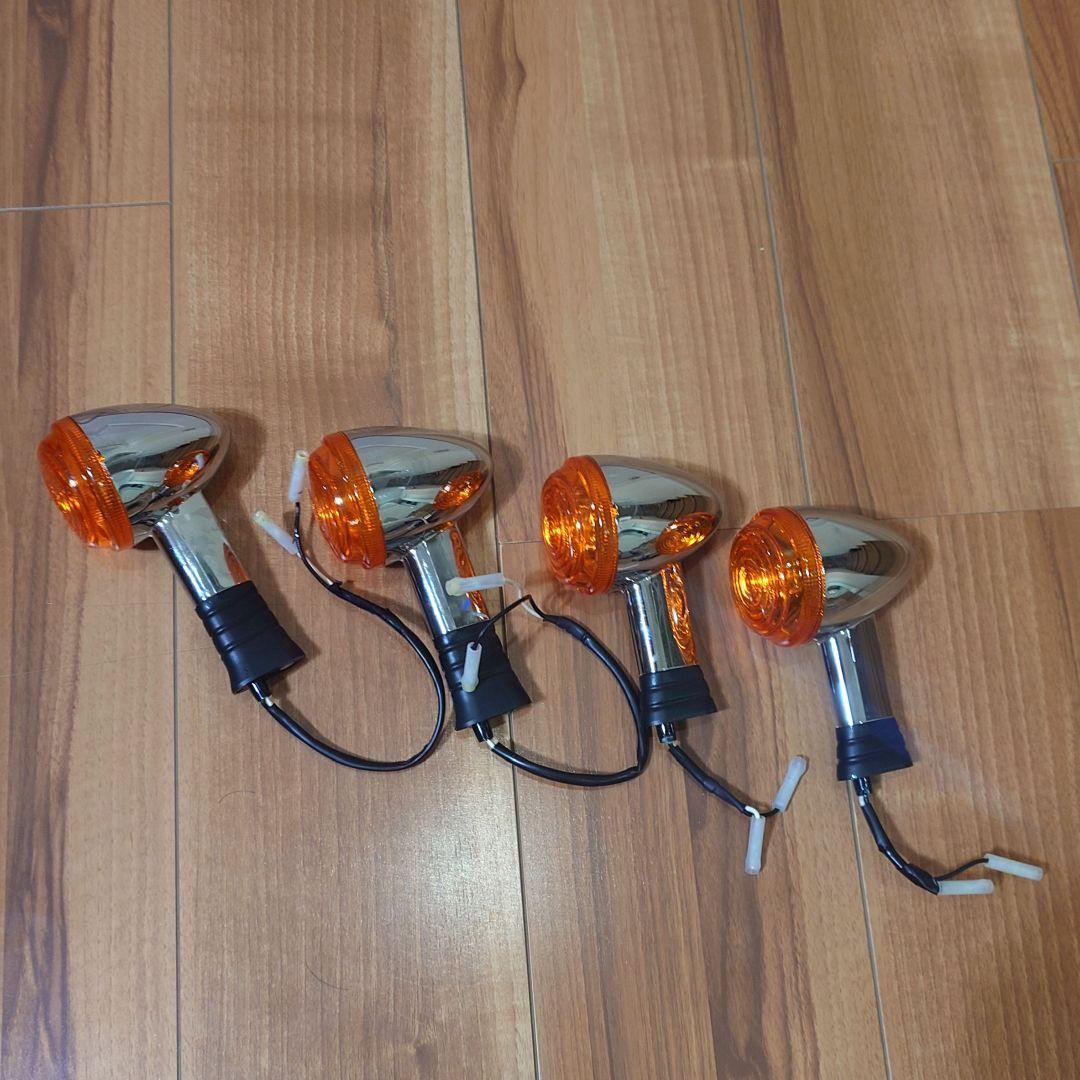 トライアンフ　ボンネビル　ウインカー新車外し品