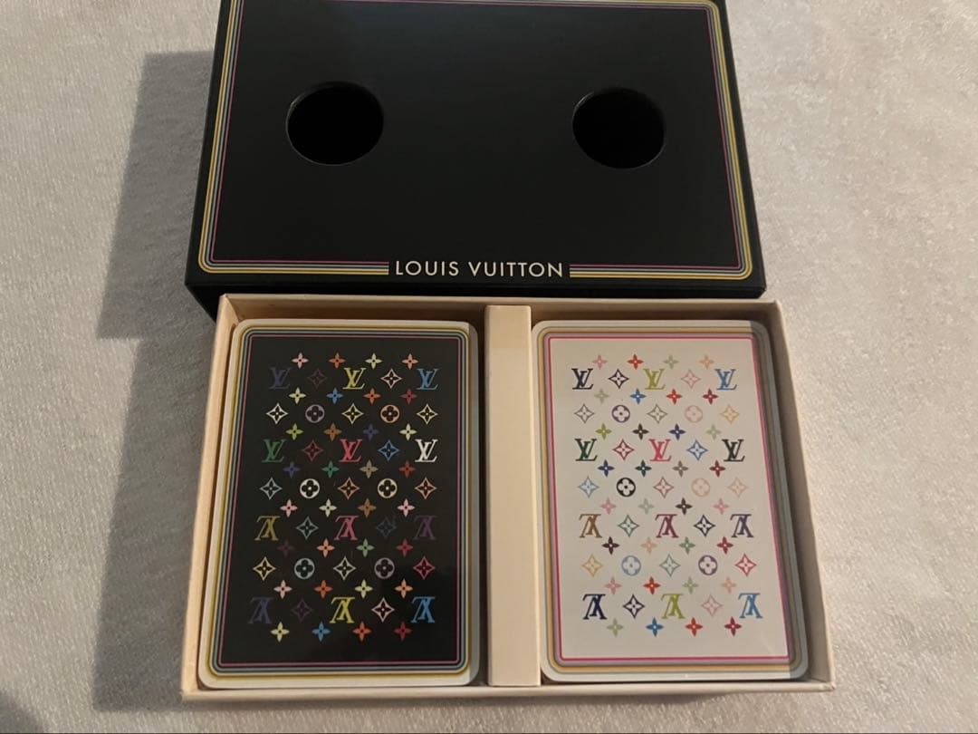 LOUIS VUITTON トランプ　2セット　ルイヴィトン