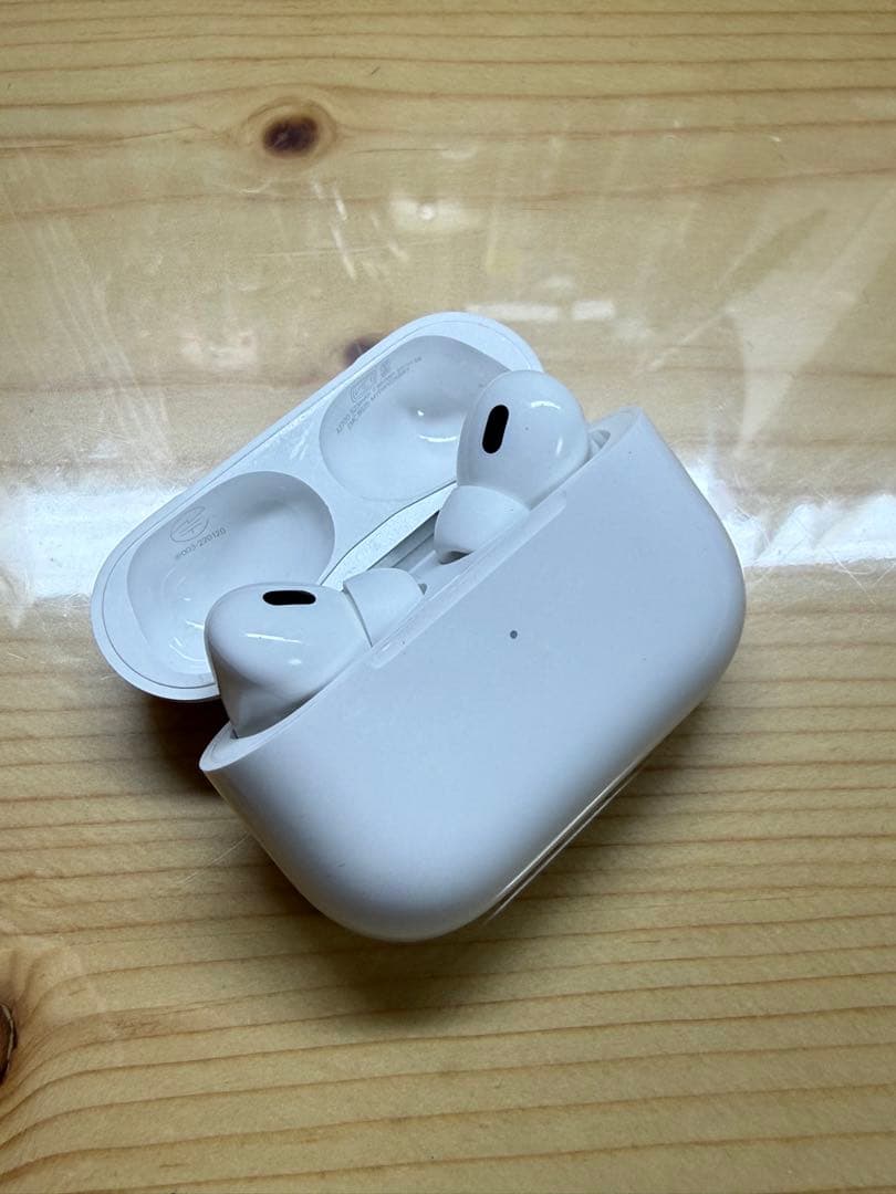 す*け様 AirPods Pro 第2世代　Lightning