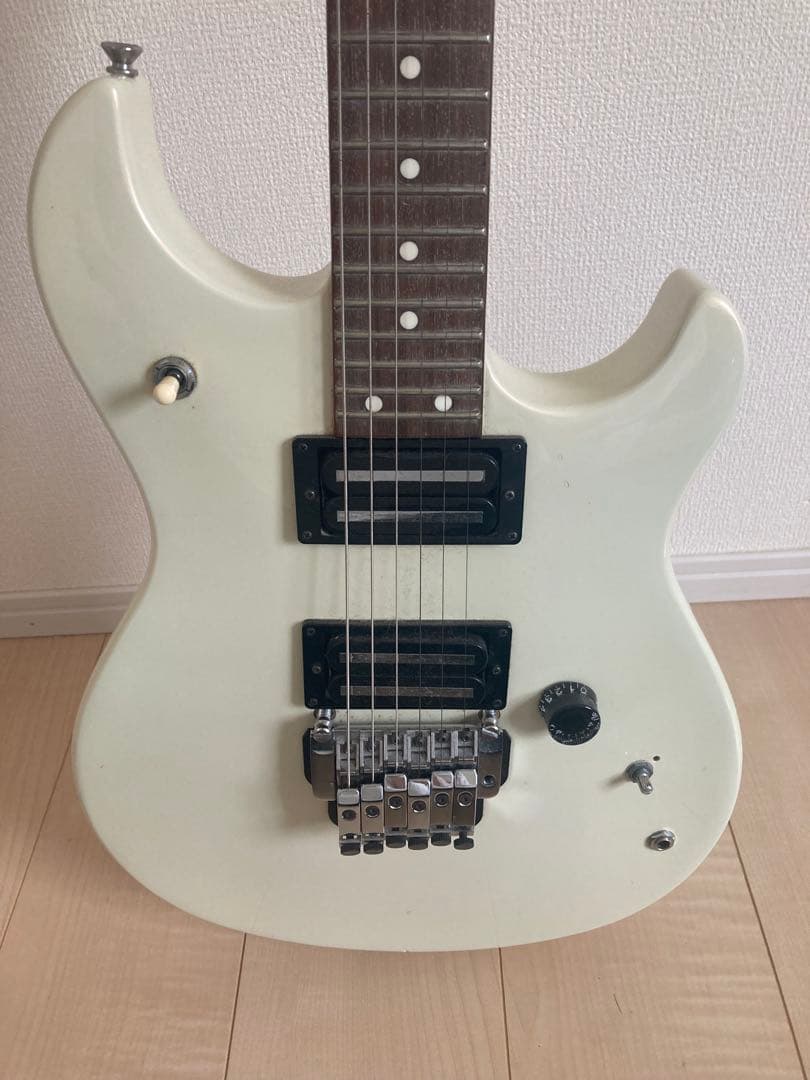 YAMAHA SFX -IIIホワイト エレキギター