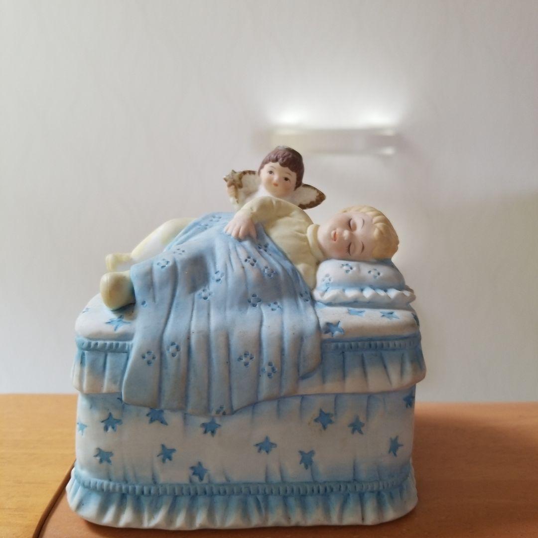 陶器人形　美術品　置物　天使と夢みる子供