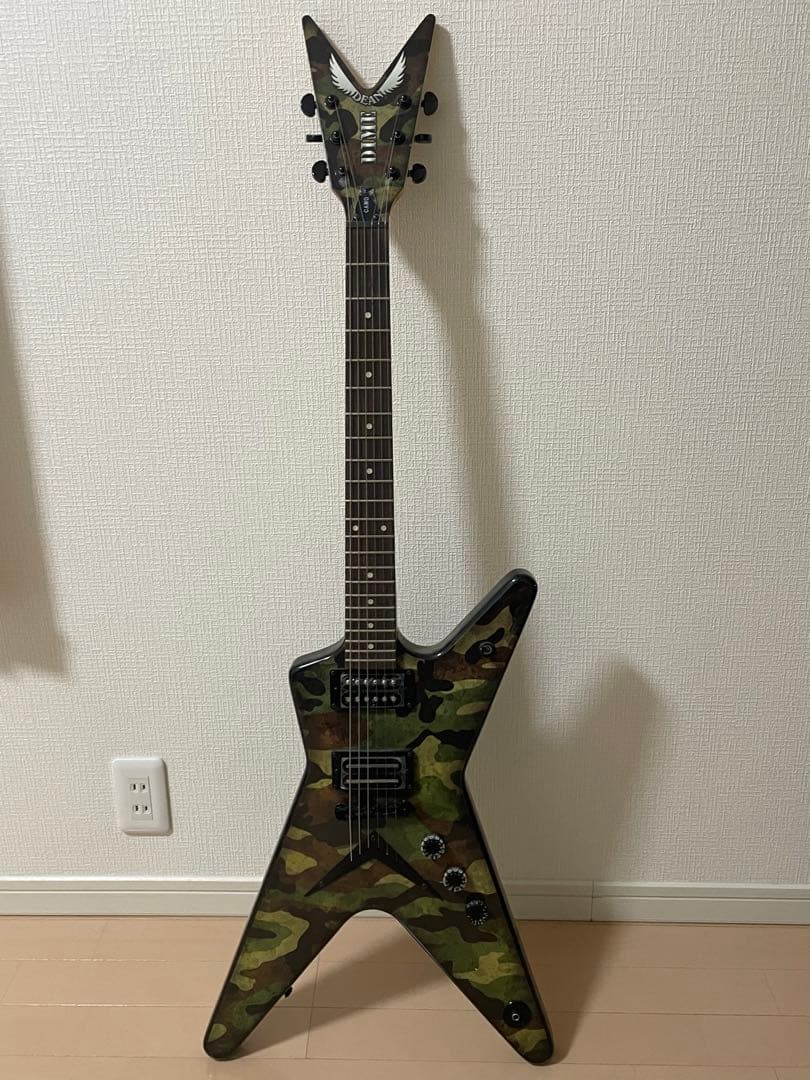 DEEN ダイムバックダレル　カモ　エレキギター
