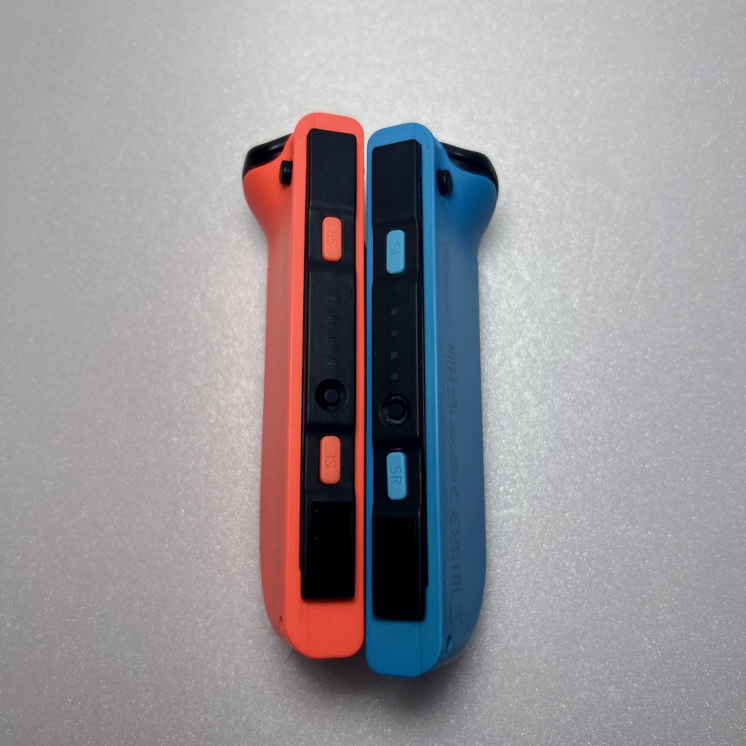 【ほぼ新品】Nintendo Switch ネオンブルー/(R) ネオンレッド