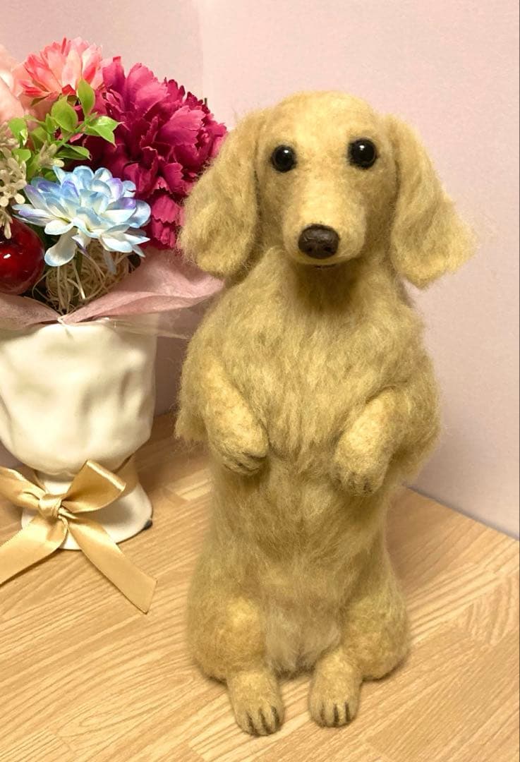 羊毛フェルト　ミニチュアダックス　たっち