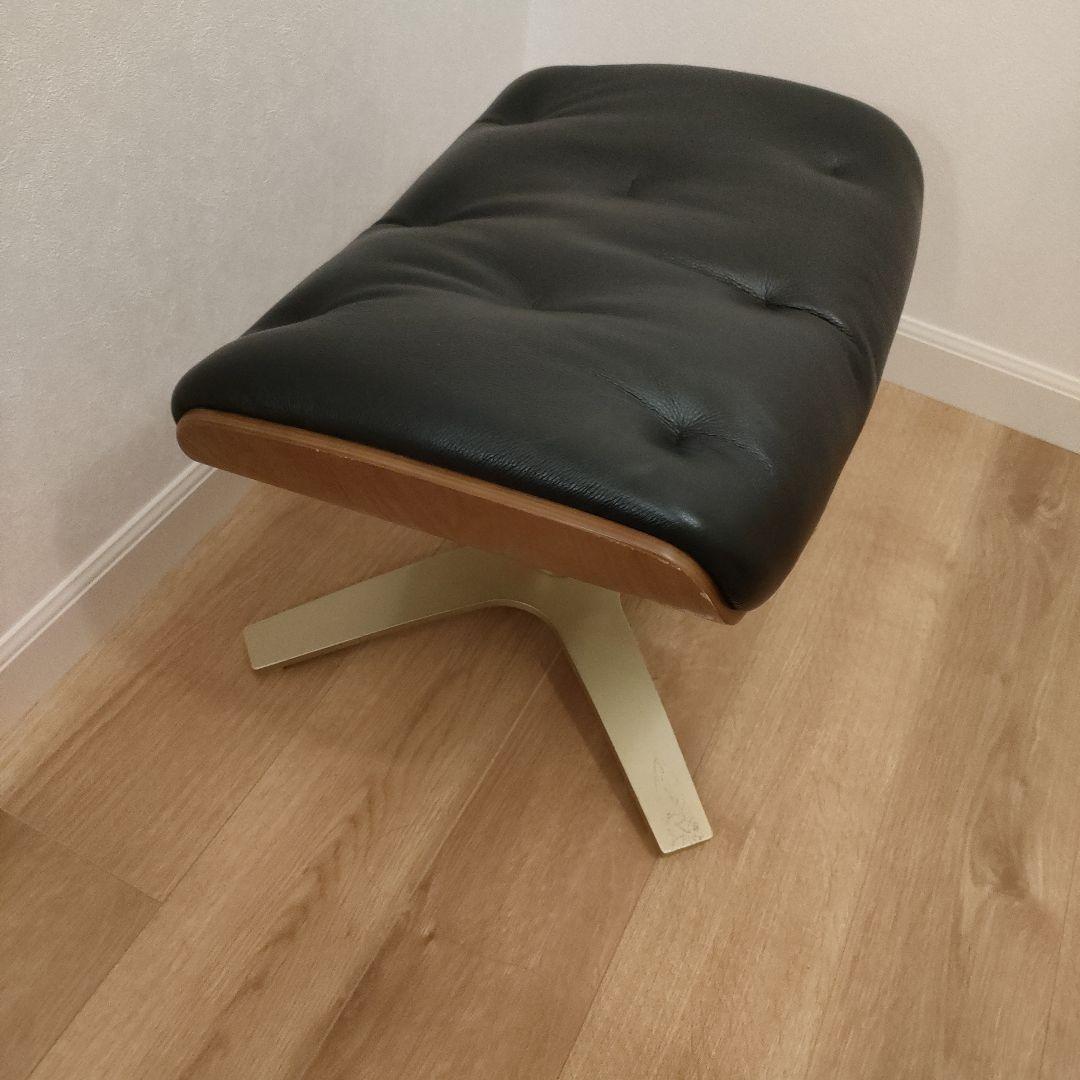 ニトリ　スツール　オットマン　黒　　木目　皮革　マーシャル　 パーソナルチェア