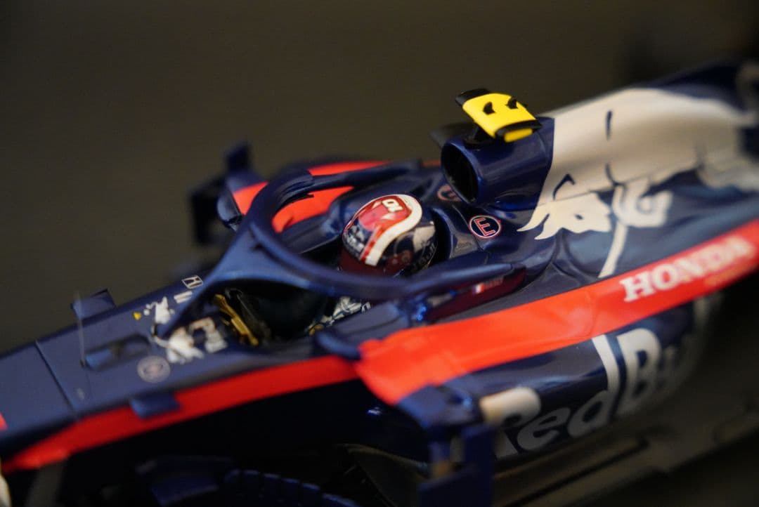 1/18 ミニチャンプス F1 トロロッソ STR13 ガスリー 2018 箱付