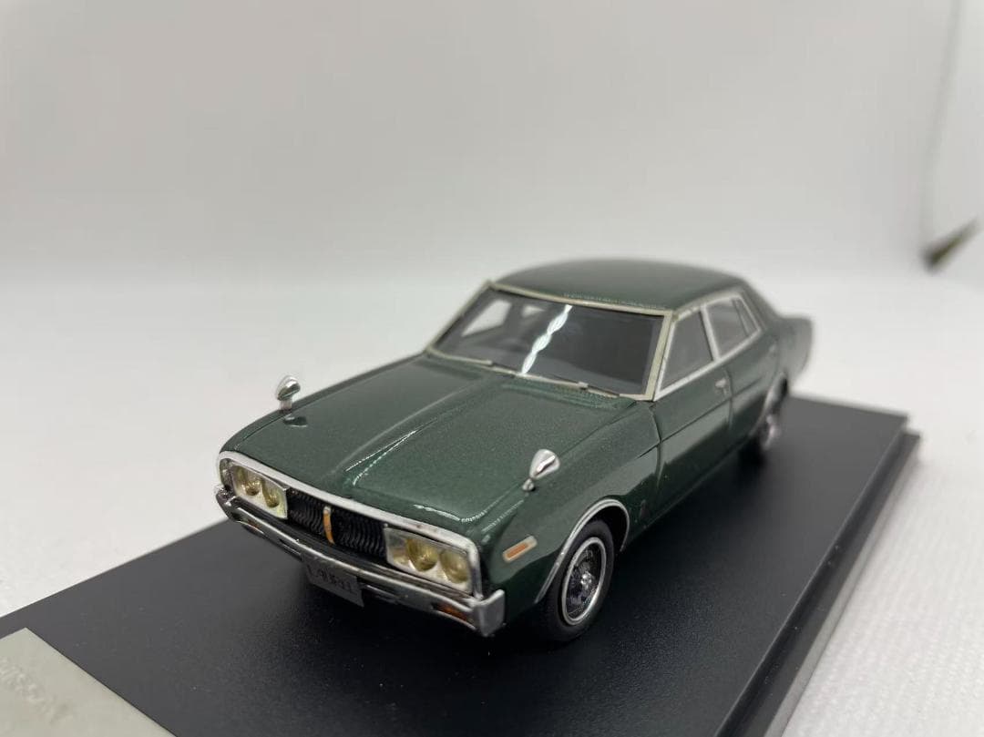 402-625 Hi-story 1/43 日産 ローレル SEDAN