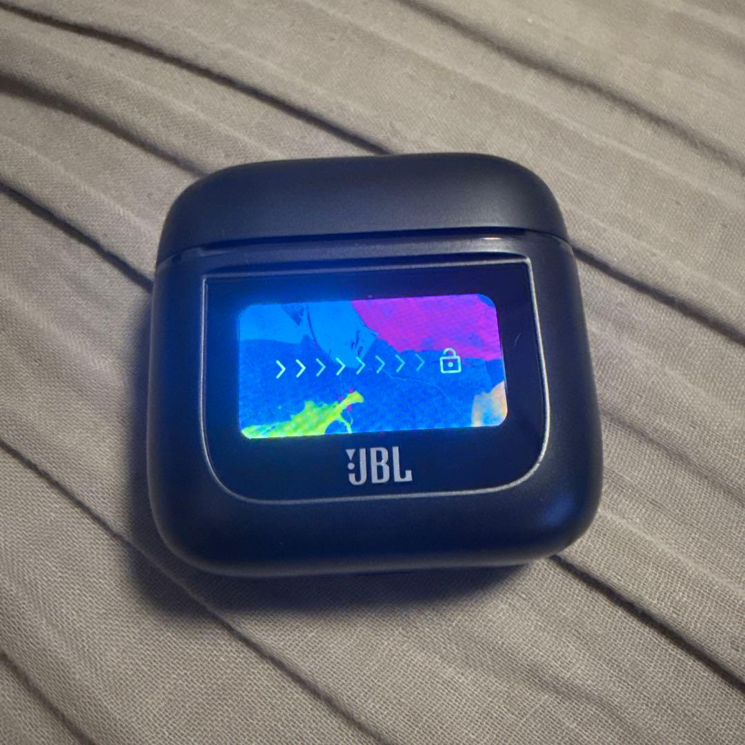 リサ(サブ垢)　JBL TOUR PRO 2 箱無し本体のみ