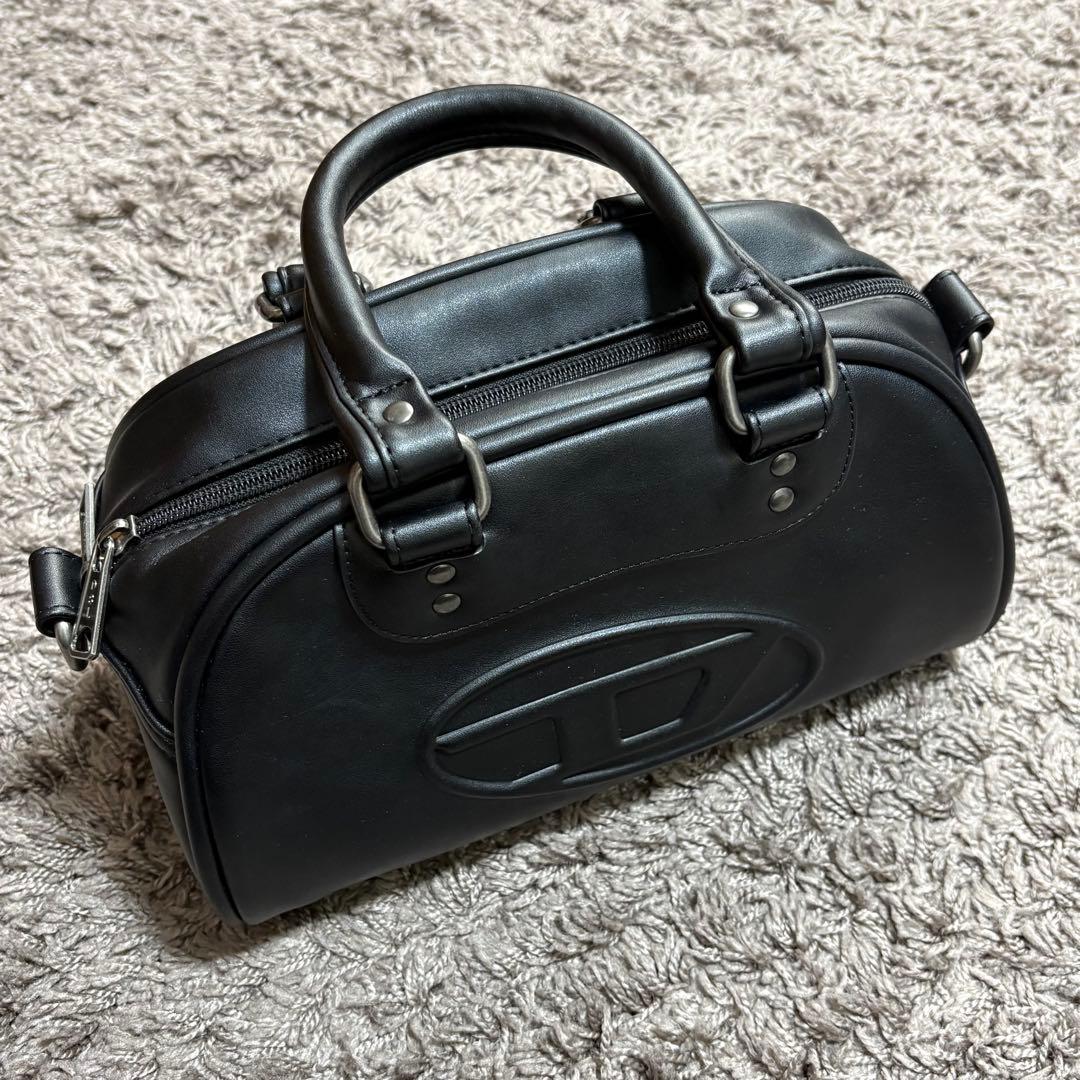 DIESEL レディース　Dロゴエンボス　ハンドバッグ
