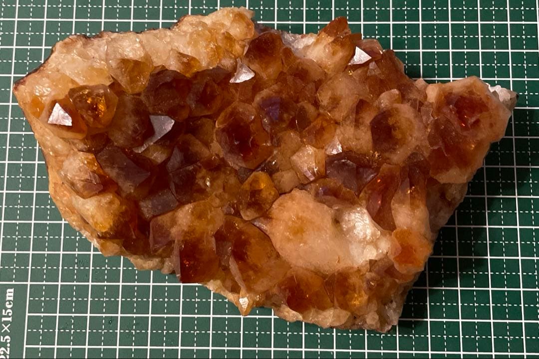 シトリンクォーツ　ラフストーン　クラスター　原石　鉱物　鉱石