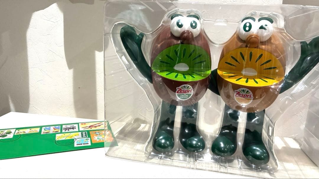 非売品ゼスプリ　キウイブラザーズ　特大フィギュア