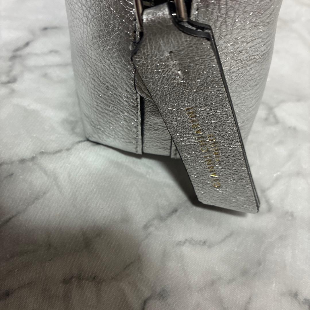 未使用　ジャンニキャリーニ アリファ Ｓシルバー