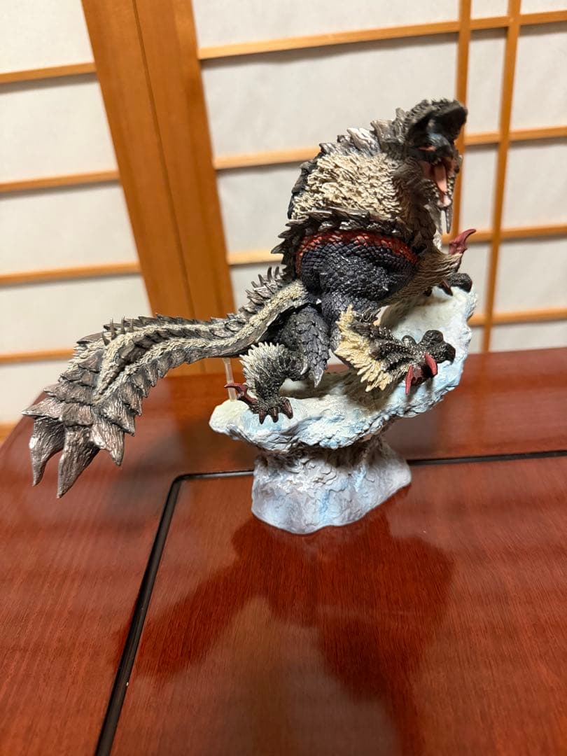 カプコン CFBクリエイターズモデル モンスターハンター 獄狼竜 ジンオウガ