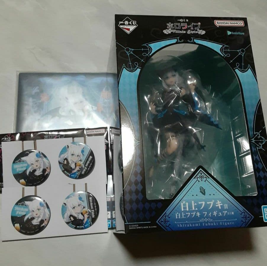 ホロライブ一番くじ　白上フブキ　フィギュア　アクリルボード　缶バッジ　セット