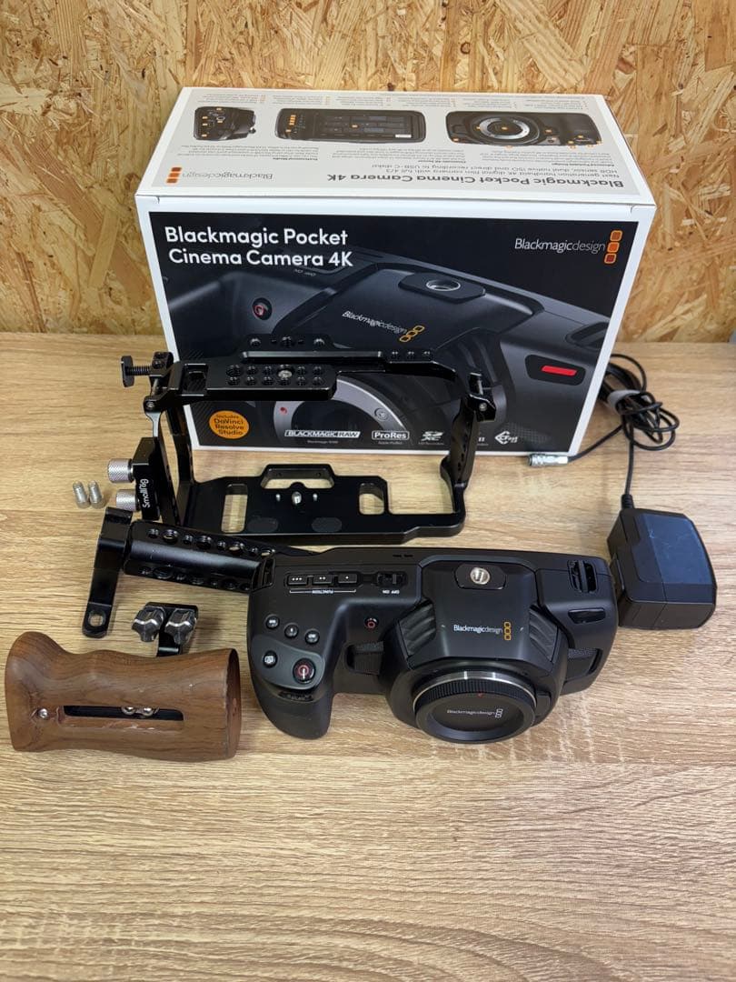 デジタルカメラ Blackmagicdesign Pocket Cinema Camera 4K