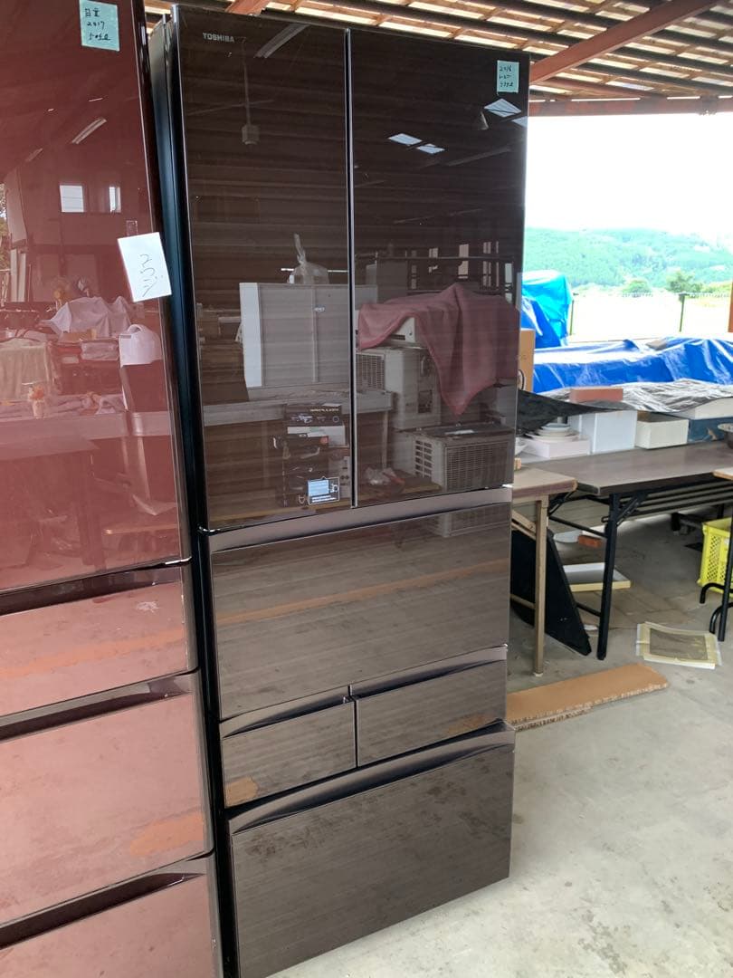 動作品　東芝555L大容量GR-J560FV 6ドア冷蔵庫 2016年