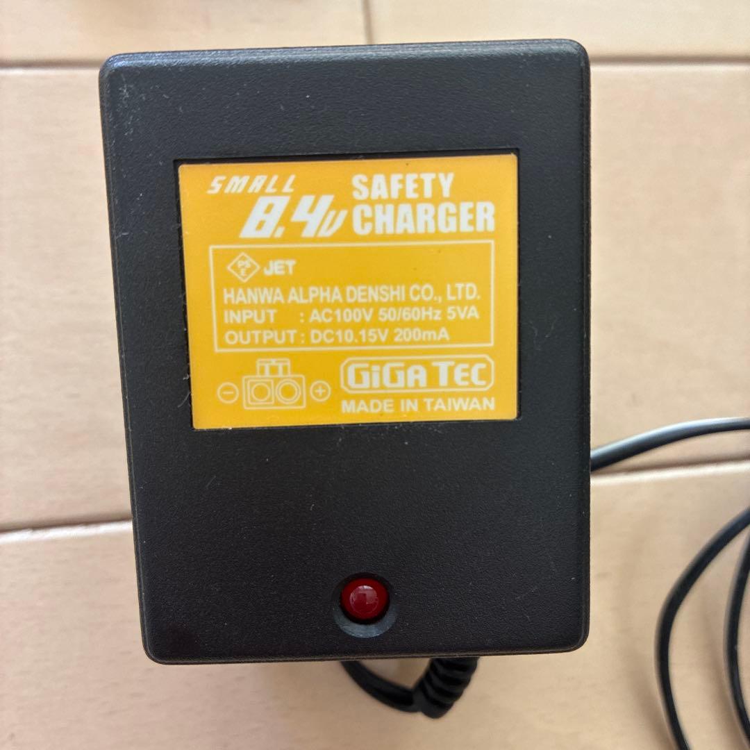 東京マルイ M4A1 CARBINE 電動ガン マガジン2本 充電器付 中古品