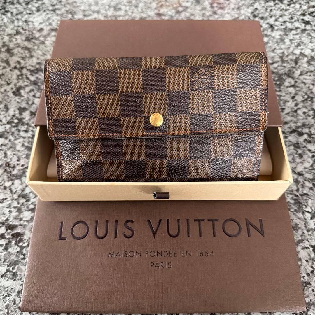 正規品 ルイヴィトン　ダミエ　ポルトトレゾール　エテュイパピエ　三つ折り財布