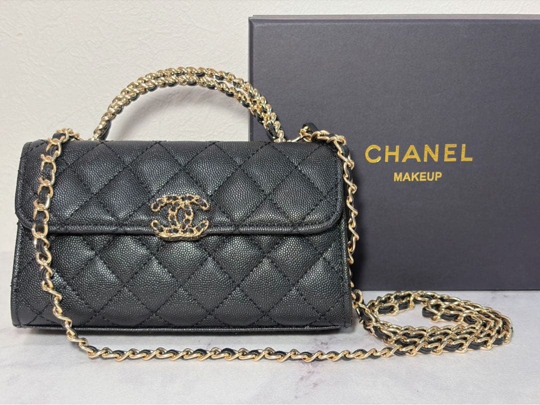 CHANEL シャネル　ノベルティ　チェーンショルダーバッグ　24時間以内発送