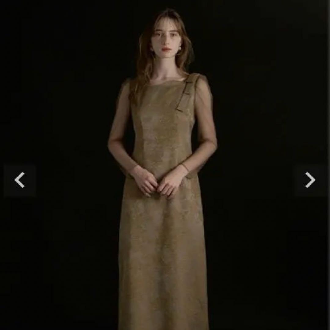 リルアー　ドレス