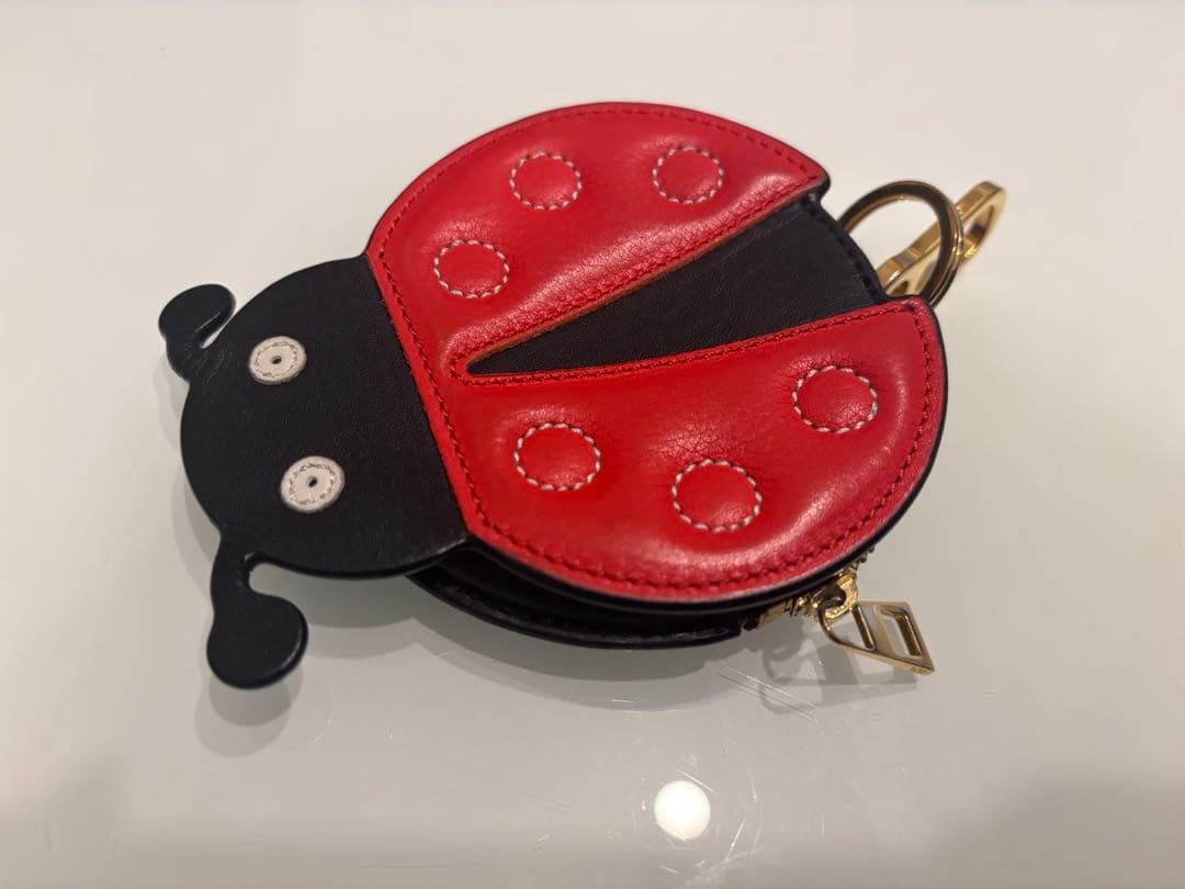 LOEWE ロエベ キーホルダー ケース てんとう虫