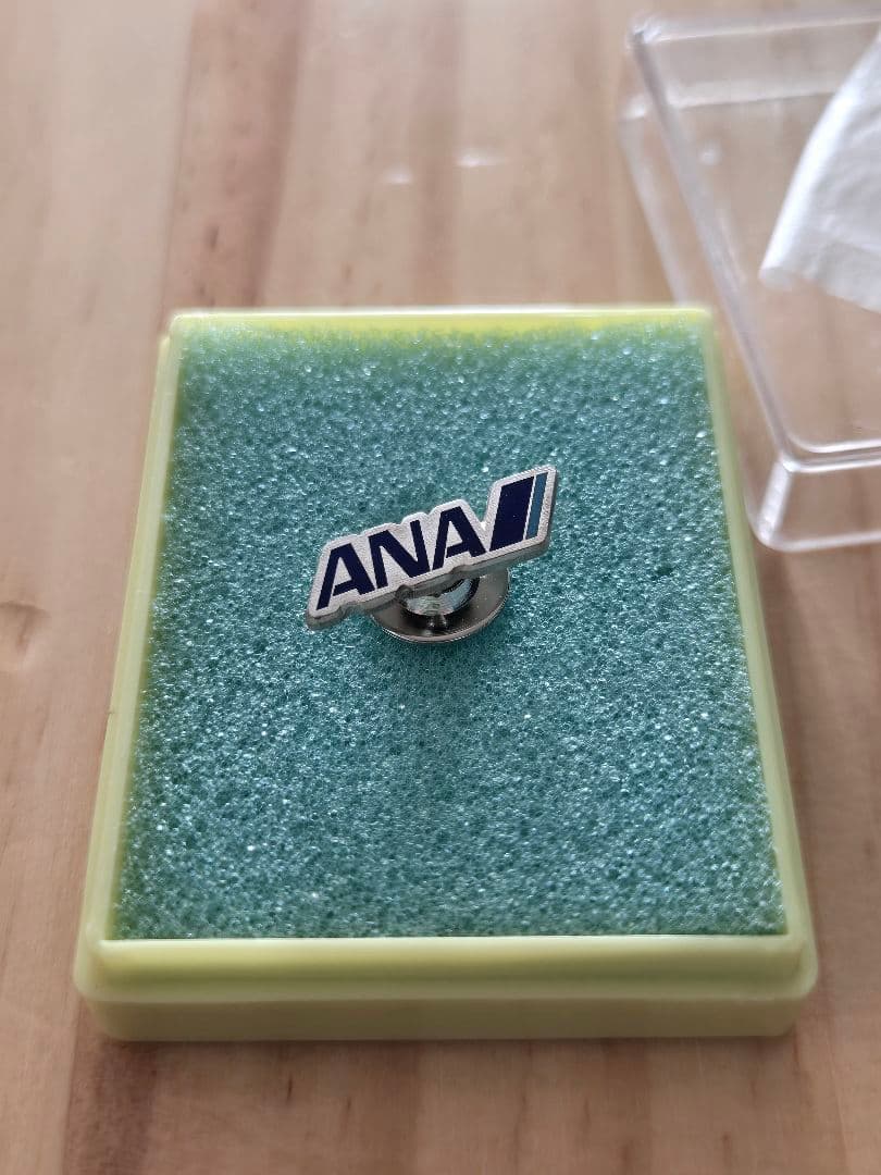 ANA社章 バッジ