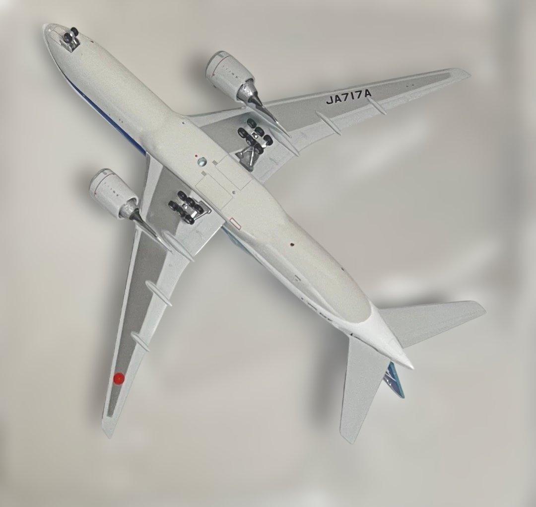 航空機・ヘリコプター ANA B777-200ER JA717A