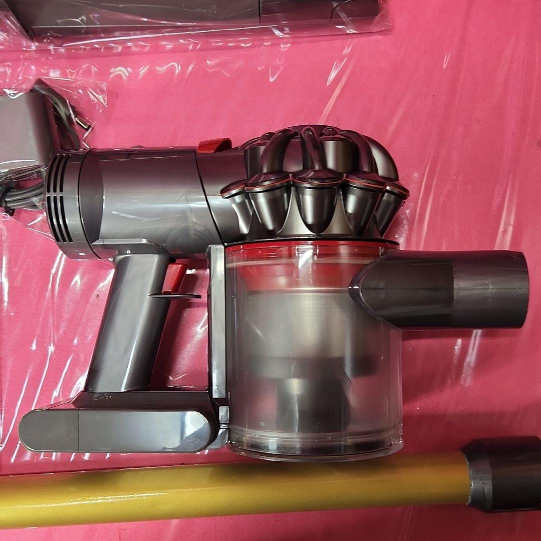 48 ダイソンV7♦コードレス掃除機