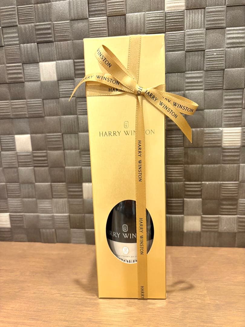 HARRY WINSTON ルイ・ロデレール　シャンパン　ノベルティ