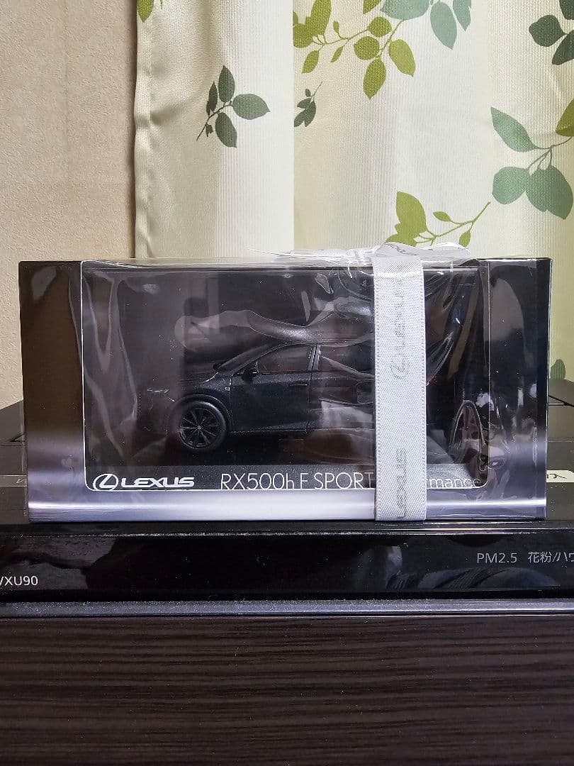 Lexus RX500h ミニカー