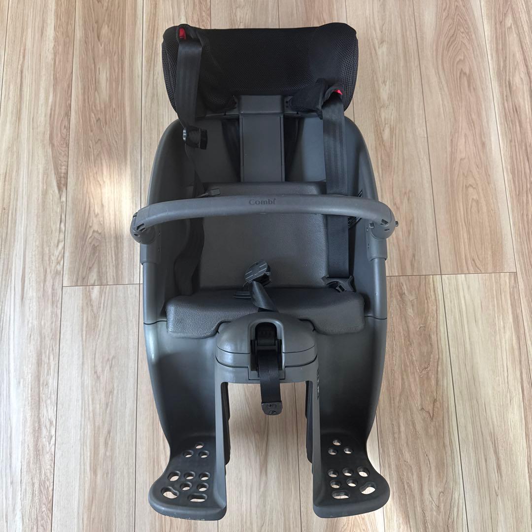 Panasonic ギュットクルームR DX Combi純正リアチャイルドシート