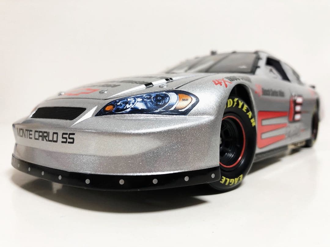 Nascarナスカー Chevyシボレー モンテカルロ 1/18 絶版