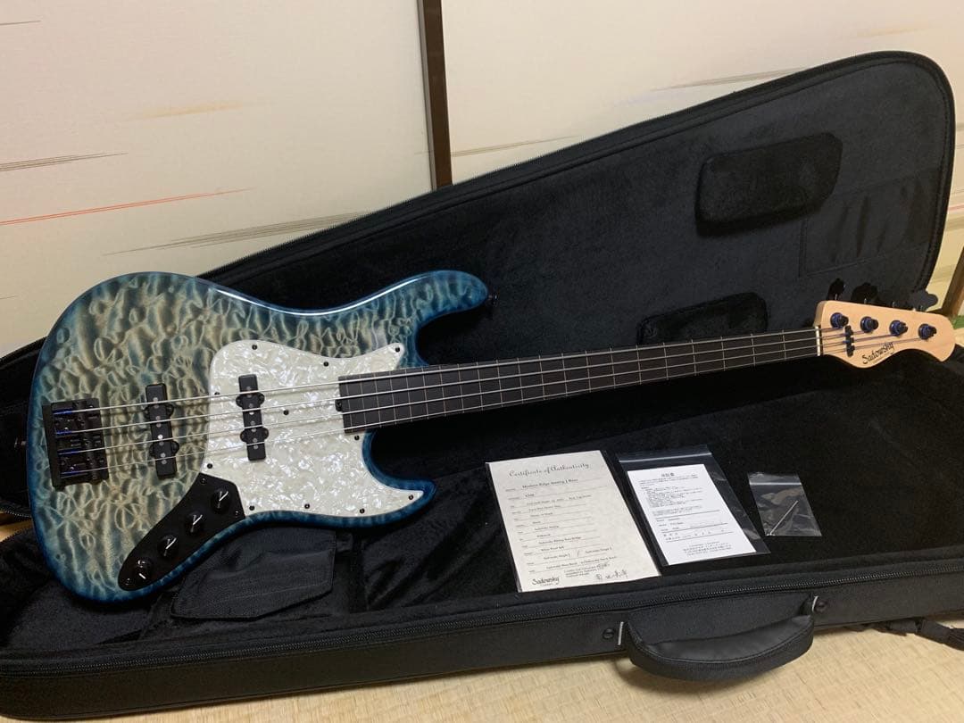 ベース Sadowsky TYO Modern Edge 4st fretless
