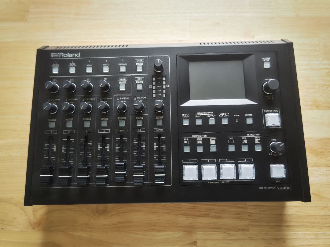 バ*ウ様 【1回使用】Roland VR-4HD ビデオスイッチャー