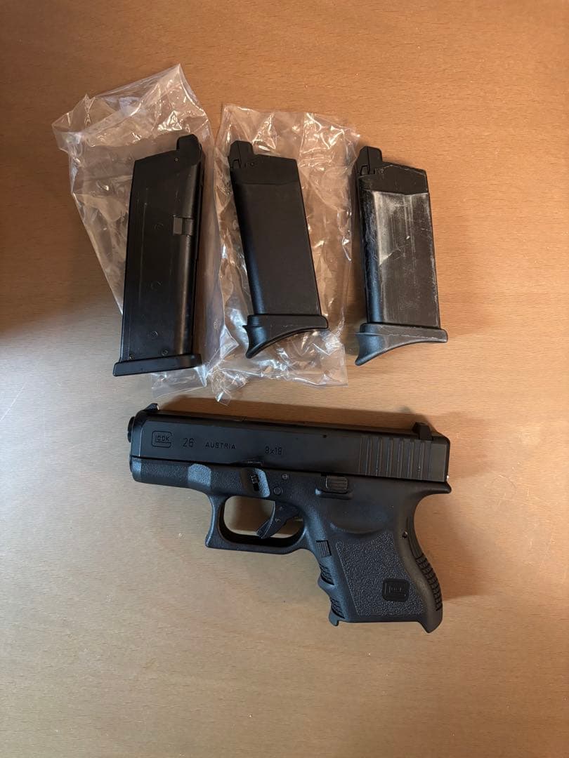 Glock 26 ガスガン 予備マガジン付き
