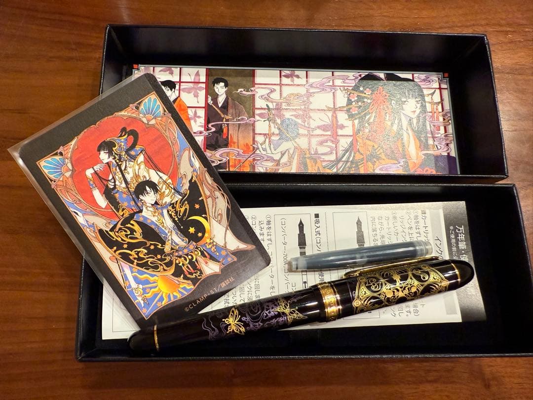 新品プラチナ万年筆「xxxHOLiC」モデル