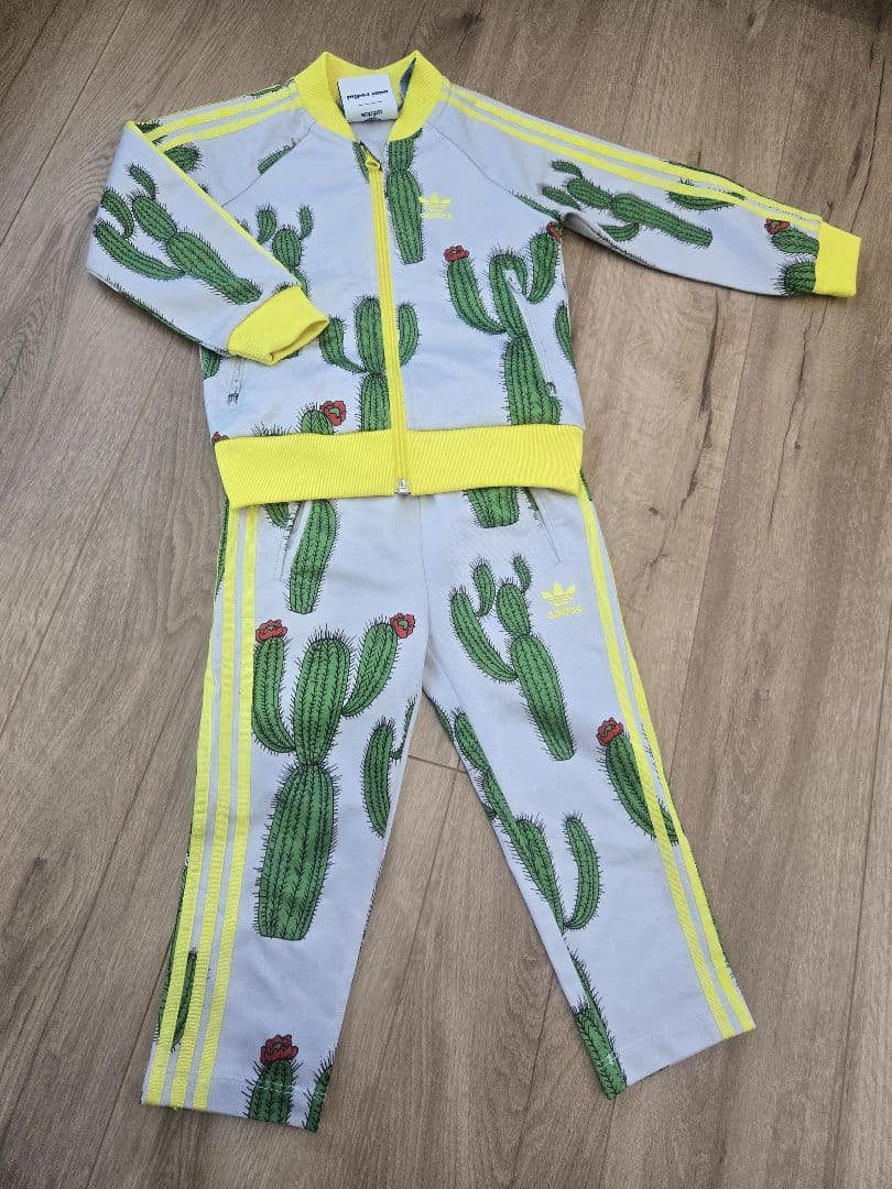 Mini Rodini×adidasコラボ　サボテン柄　セットアップ