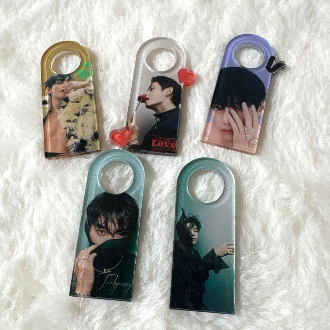 BTS テテ　ストロータグ