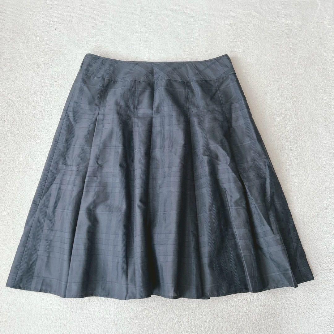 美品✨　BURBERRY LONDON　スカート　メガチェック　シルク　黒　44
