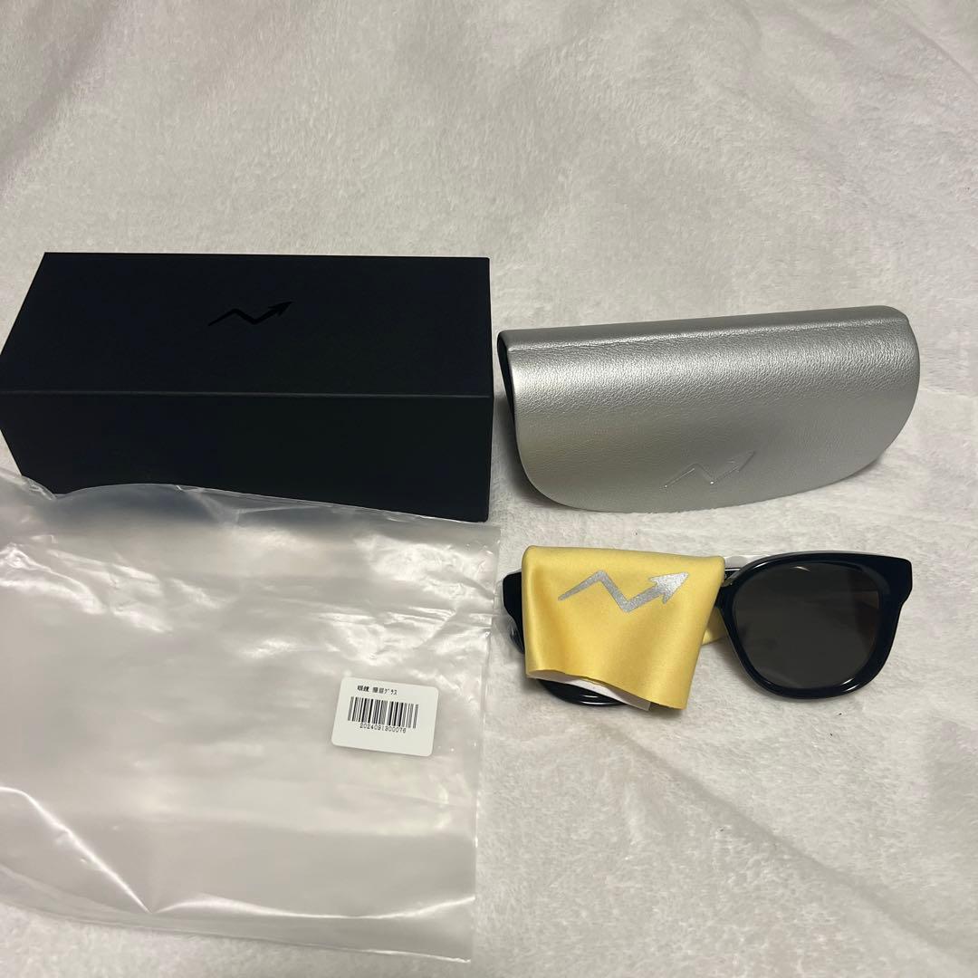 椎名林檎　猫目グラス　サングラス