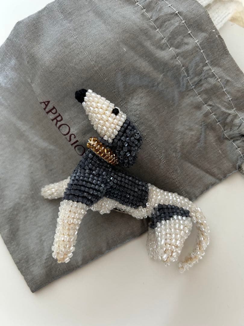 aprosio&coアプロジオ・大型犬ブローチ・未使用品