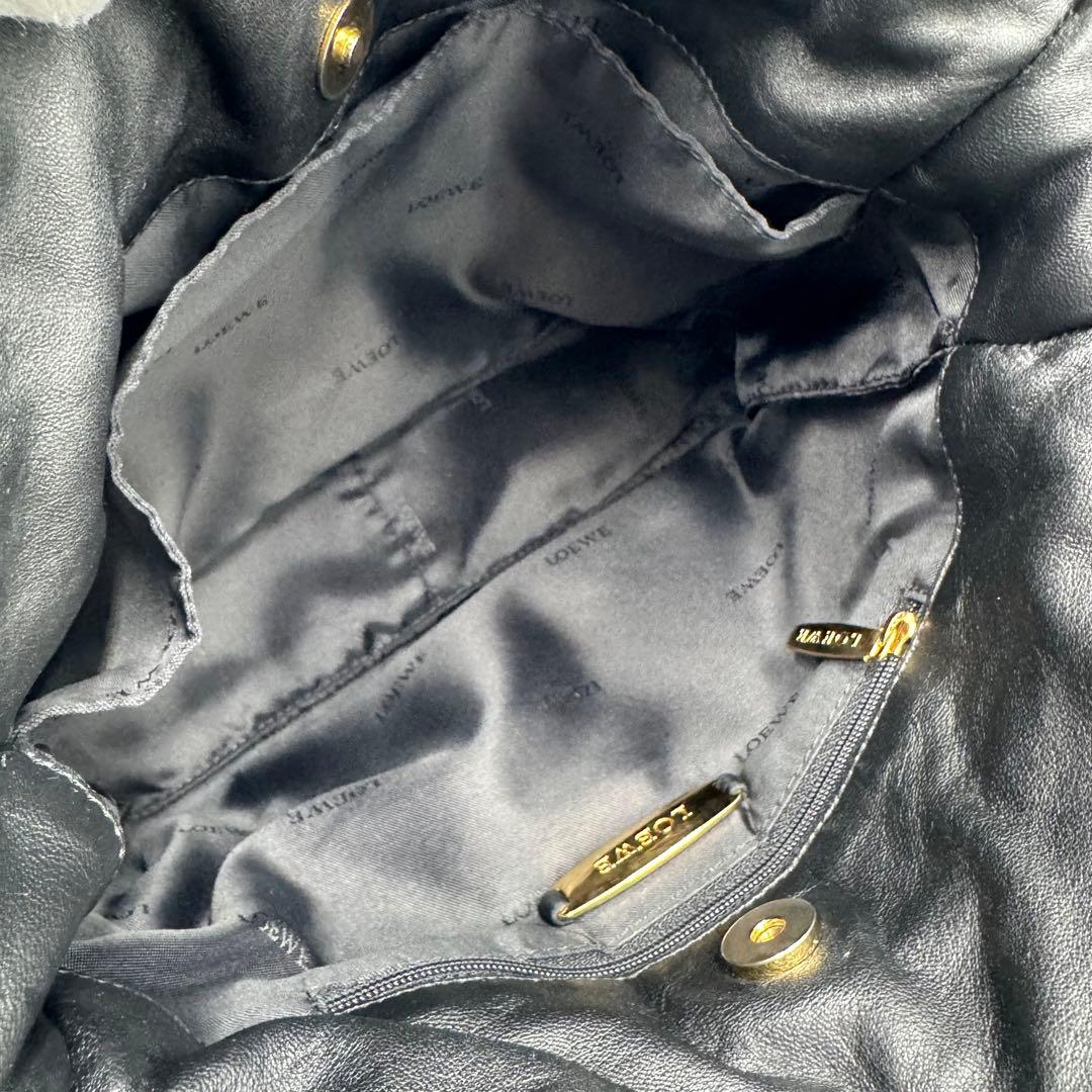 ロエベ フラメンコ アナグラム ナッパレザー ショルダーバッグ 巾着 ブラック