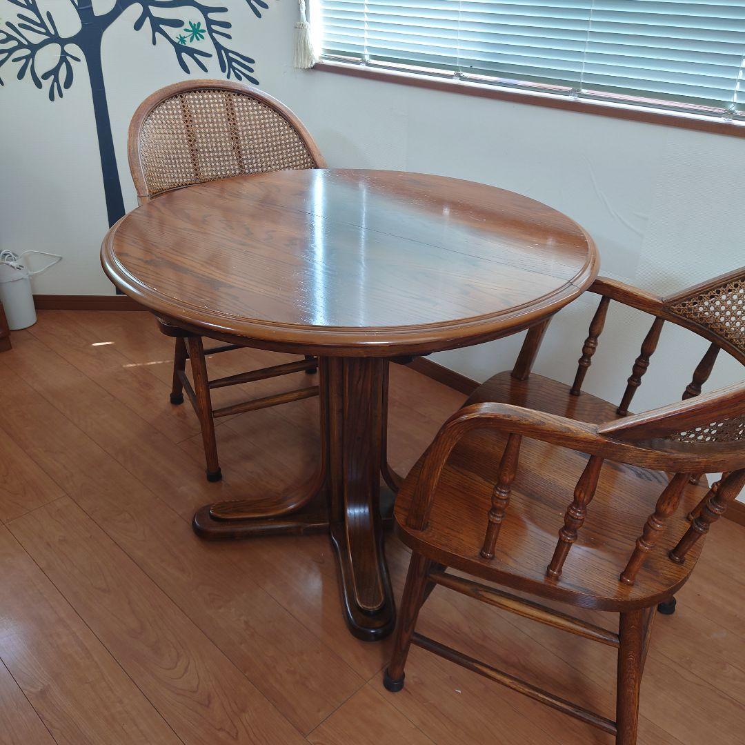 Shin-Lee 伸長式ダイニングテーブル　と籐チェア（２脚）セット