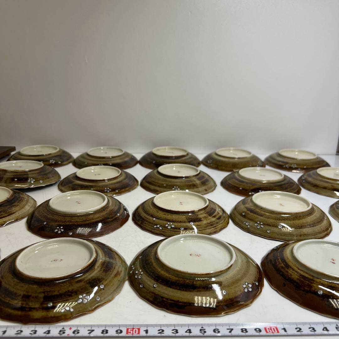 九谷焼　扇面画小皿　20枚　木箱付　直径12.5㎝　タトチ　東さ8-0124①