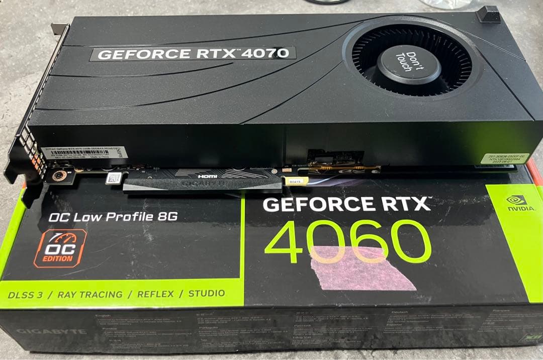 通常メーカーものRTX4070 12GB