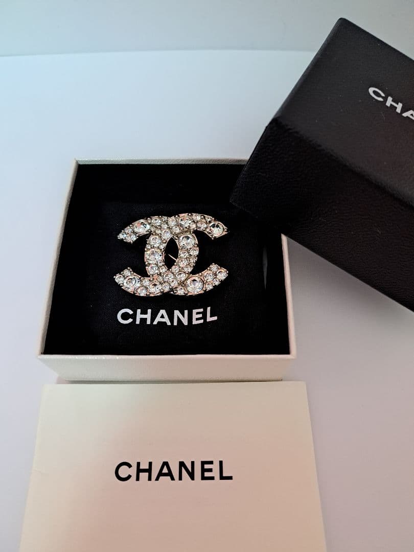 ♥美品♥シャネル ココマーク クリスタル ブローチ