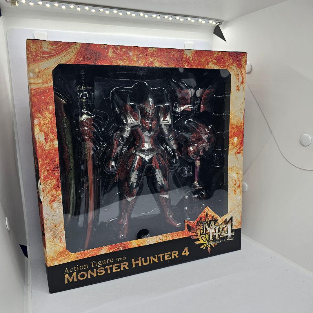 モンスターハンター4 アクションフィギュア　レウスシリーズ装備(剣士)