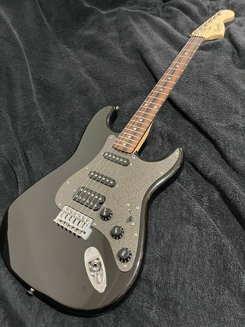 ギター Fender SQ AFN FAT STRAT MBK SPRKL HDW