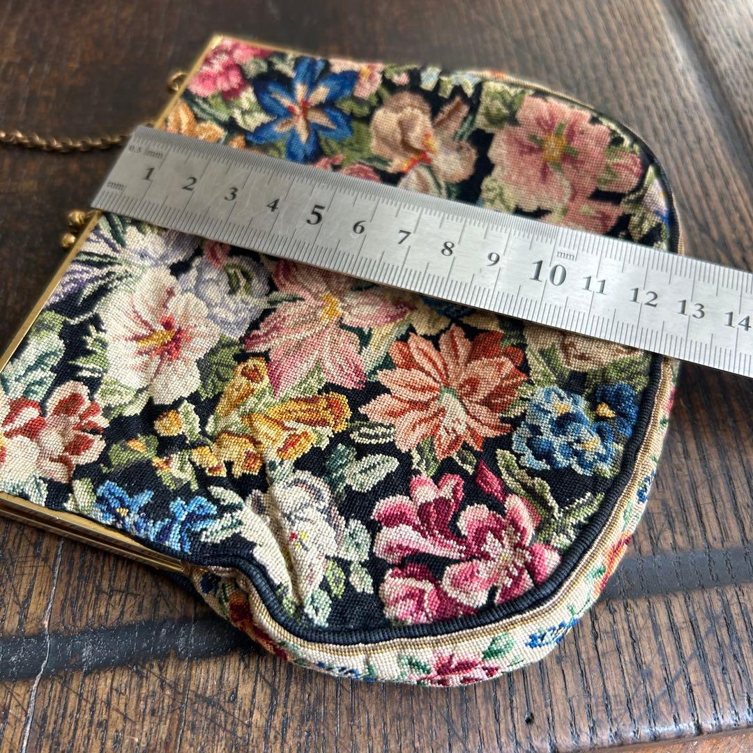 欧州アンティーク　繊細ゴブランの小さなバッグ