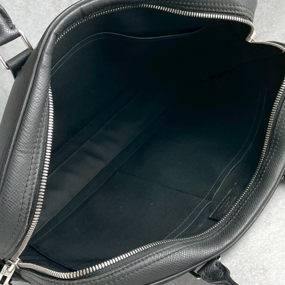 d*4様 極希少✨ ルイヴィトン タイガ ポルトドキュマン PDV PM ビジネ